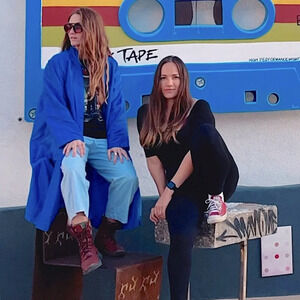 RARE vintage Y2k  light blue Liz Claiborne cotton twill chino Capri pants